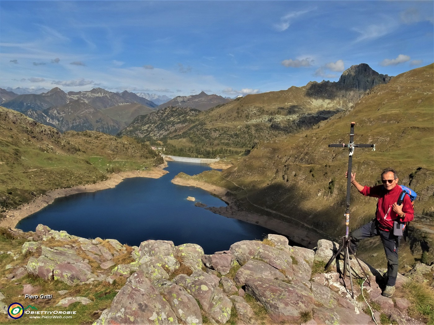 40 Al Passo Laghi Gemelli (2131 m).JPG